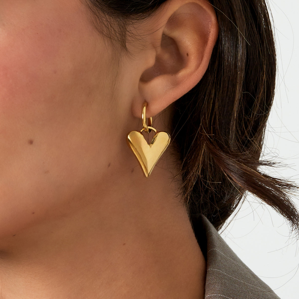 Gold heart hoop earrings – worn