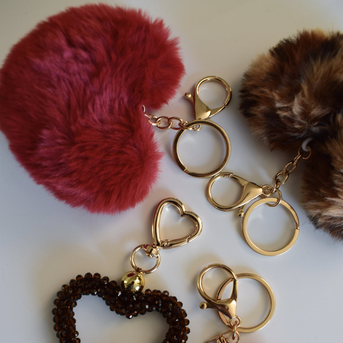 Bag charms met fluffy hart panterprint